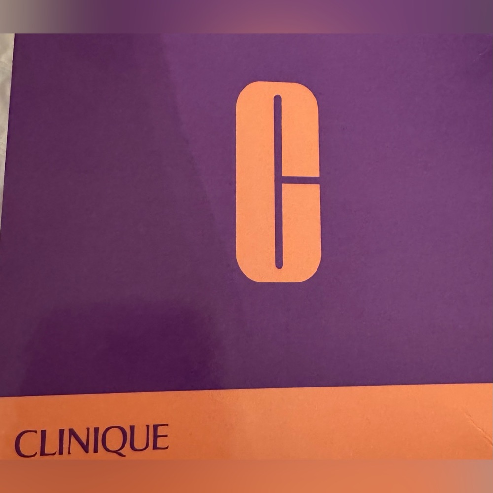 New⭐️Clinique Fan Favorites Multi Age Transformer Gift Set⭐️Stocking Stuffer ⭐️